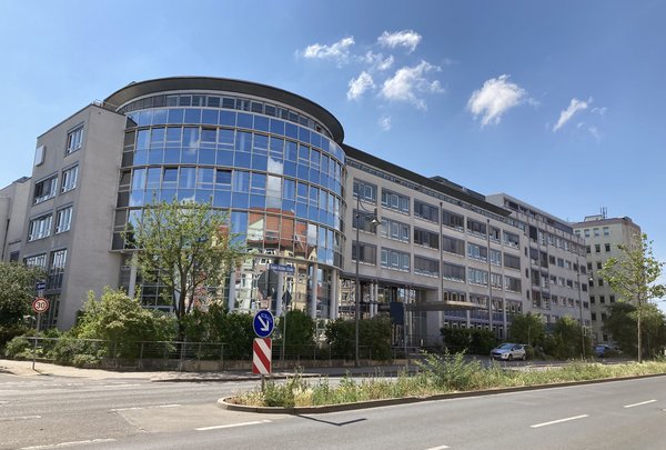 Gebäude des AOK PLUS Standort in Erfurt | kubus IT GbR