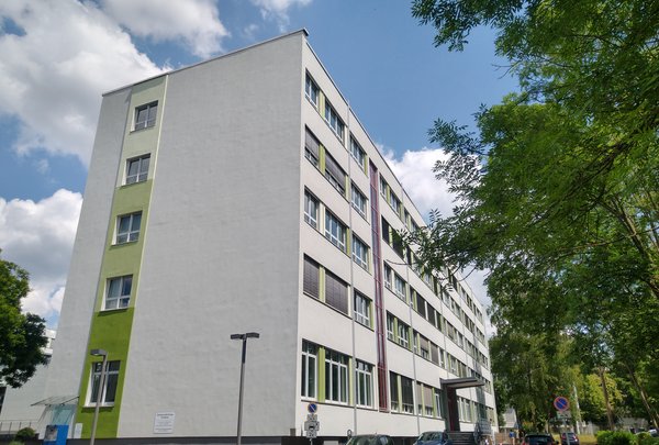 Gebäude der AOK PLUS Standort Gera | kubus IT GbR